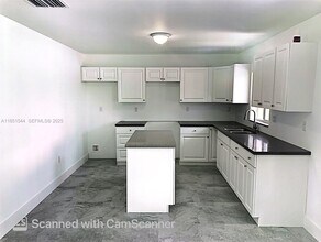 21872 SW 118th Ave in Goulds, FL - Building Photo - Building Photo