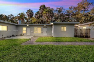 1550 SW 23rd Ct in Fort Lauderdale, FL - Building Photo