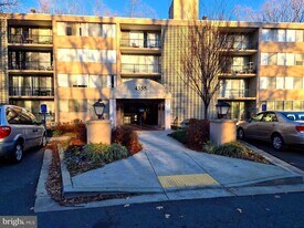 4355 Ivymount Ct in Annandale, VA - Building Photo
