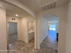 4687 Magenta Isles Dr in Melbourne, FL - Building Photo - Building Photo