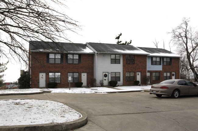 Meadowrun Terrace Apartments in Shelbyville, KY - Foto de edificio - Building Photo