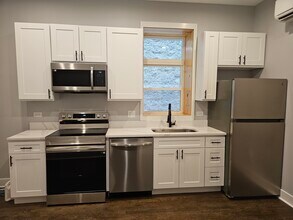 831 S Western Ave in Chicago, IL - Building Photo - Building Photo