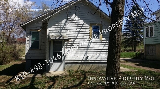 3097 Hatherly Ave in Flint, MI - Building Photo - Building Photo