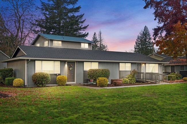 Senior Estates I in Vancouver, WA - Foto de edificio - Building Photo