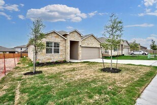 10600 Seguin St in Austin, TX - Building Photo