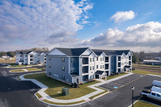 Riverside Apartments in Millsboro, DE - Foto de edificio - Building Photo