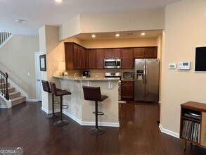 1055 Hampton Oaks Dr in Alpharetta, GA - Building Photo - Building Photo