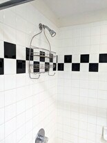 2410 W Azeele St in Tampa, FL - Building Photo