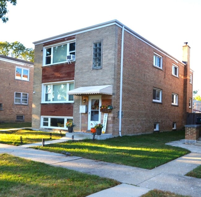 property at 10332 Elizabeth St