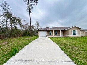 485 Marion Oaks Ln in Ocala, FL - Building Photo - Building Photo