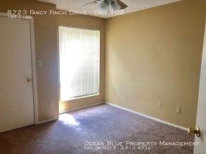 8723 Fancy Finch Dr-Unit -Unit 102 in Tampa, FL - Building Photo - Building Photo