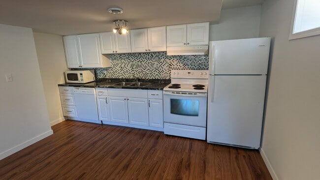 property at 171 Bellflower Rd