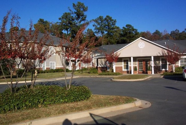 Hazel Ridge Apartments in Pine Bluff, AR - Foto de edificio - Building Photo