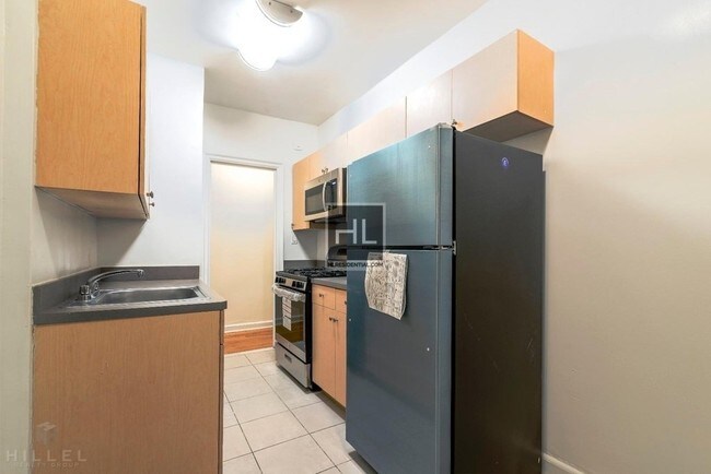 47-06 45th St-Unit -C4 in Queens, NY - Building Photo - Building Photo