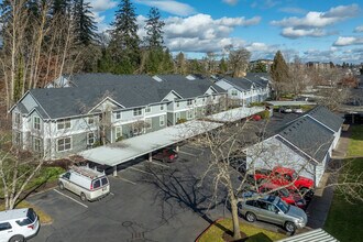 Reflections Hidden Creek Apartments in Keizer, OR - Foto de edificio - Building Photo