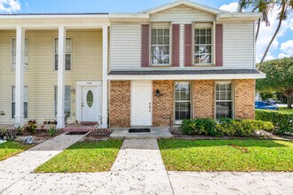 1626 Brier Patch Trail in Wellington, FL - Foto de edificio - Building Photo