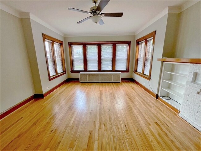 5336 W Dakin St in Chicago, IL - Building Photo - Building Photo