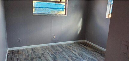 143 W 17th St in Riviera Beach, FL - Building Photo - Building Photo