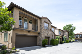 Gardens at Thyme Square in Cloverdale, CA - Building Photo - Building Photo