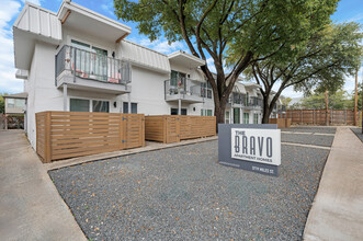 The Bravo in Dallas, TX - Building Photo - Building Photo