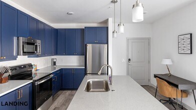 2900 4th Ave NW, Unit 335 in Huntsville, AL - Building Photo - Building Photo