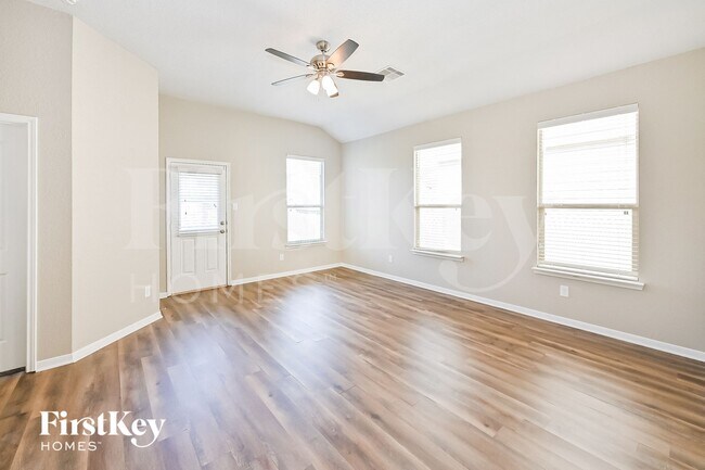 14302 Merganser Dr in Houston, TX - Foto de edificio - Building Photo