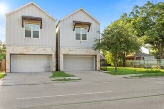 2709 Hardy St in Houston, TX - Building Photo - Building Photo