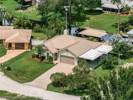 105 Fern Ct in Lake Placid, FL - Building Photo