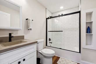 312 Park Row, Unit 3 in Chestertown, MD - Foto de edificio - Building Photo