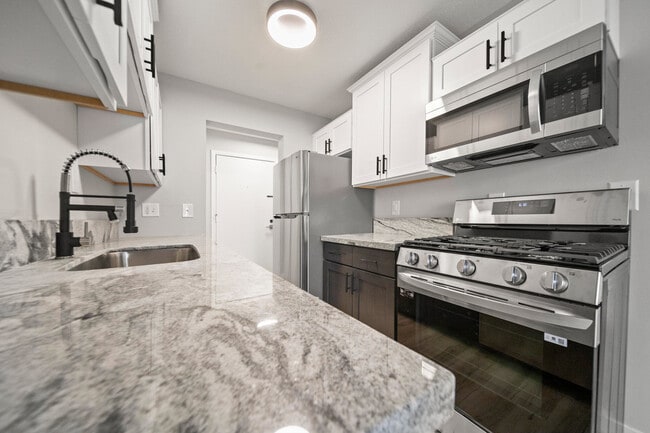 Morada in Crystal, MN - Building Photo - Building Photo