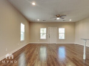 5003 Higgins St in Houston, TX - Building Photo - Building Photo