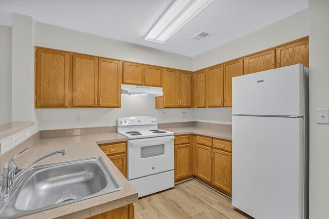 Fort Washington Manor 62+ in Fort Washington, MD - Building Photo - Building Photo