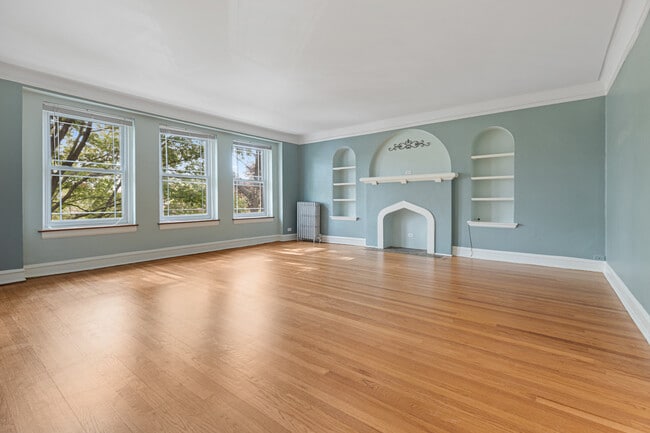 6549 N Mozart St in Chicago, IL - Building Photo - Building Photo