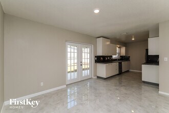 1418 Stonehaven Way in Tarpon Springs, FL - Building Photo - Building Photo