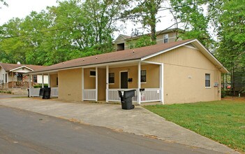 410-414 Hayden Rd in Tallahassee, FL - Building Photo - Building Photo