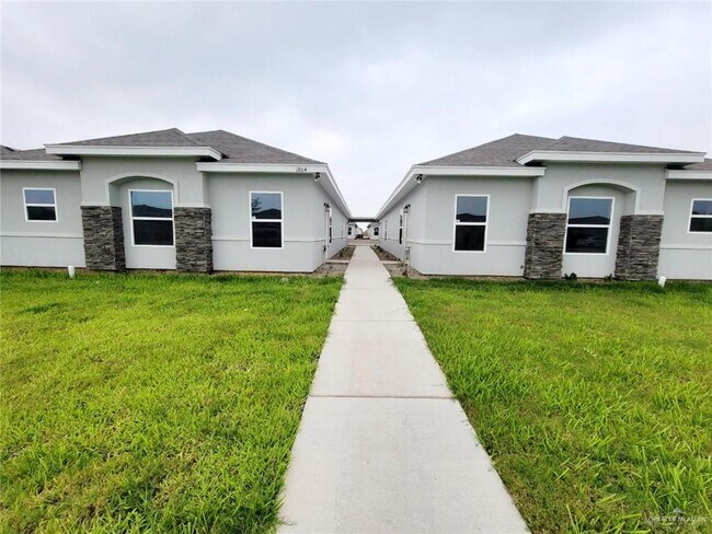 1804 Davenport St-Unit -1 in Weslaco, TX - Building Photo - Building Photo