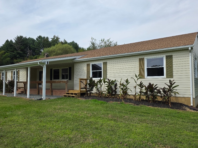 235 Bryce Rd in Queenstown, MD - Building Photo