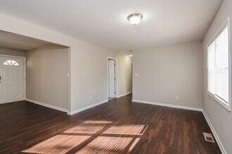 5734 Amalfi Way in Douglasville, GA - Building Photo - Building Photo