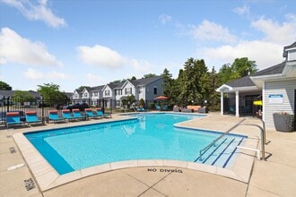 Green Meadows in Belleville, MI - Building Photo - Building Photo