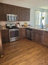 2751 Park View Ct in Oxnard, CA - Building Photo - Building Photo