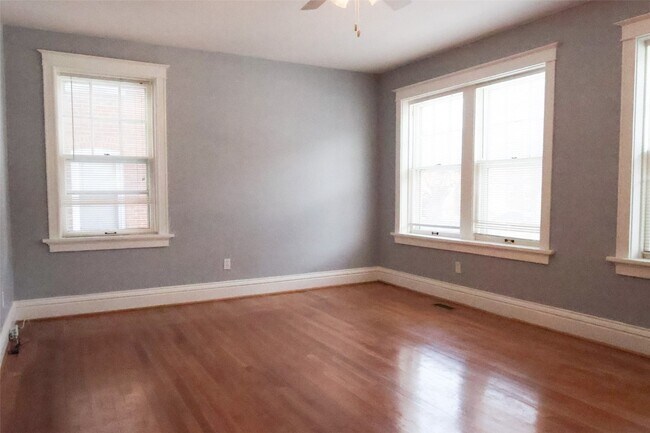 757 Syracuse Ave in University City, MO - Building Photo - Building Photo