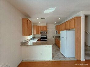 2651 Rimpacific Cir in Las Vegas, NV - Building Photo - Building Photo