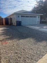 2095 Terrel Dr in Medford, OR - Foto de edificio - Building Photo