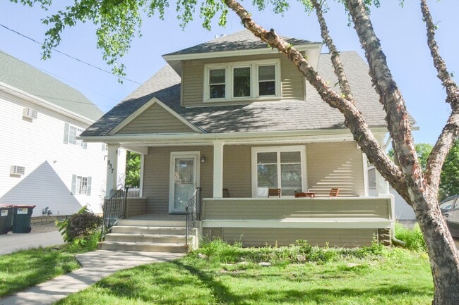 property at 837 W Center St