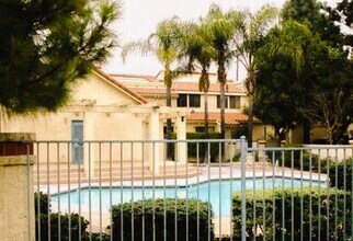 8167 Vineyard Ave in Rancho Cucamonga, CA - Building Photo - Building Photo