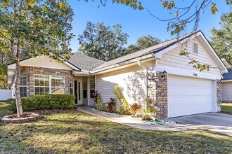 10896 Campus Heights Ln in Jacksonville, FL - Foto de edificio - Building Photo