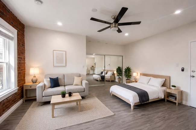 Flint 301 S Kenmore LLC