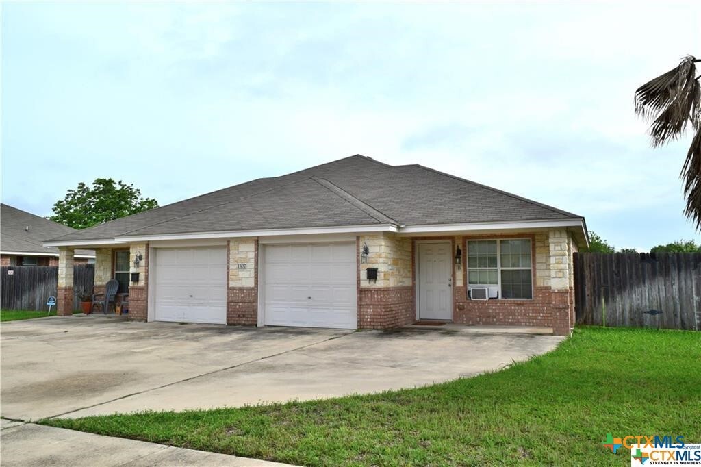 1307 W Jasper Dr in Killeen, TX - Building Photo