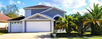 11859 Hartfordshire Way in Orlando, FL - Building Photo