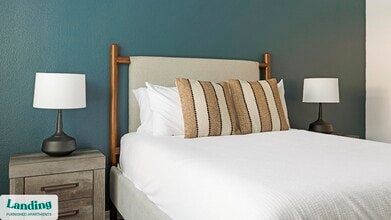 19275 Stone Oak Pkwy in San Antonio, TX - Foto de edificio - Building Photo